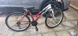 Bicicleta TOPBIKE roja y blanca