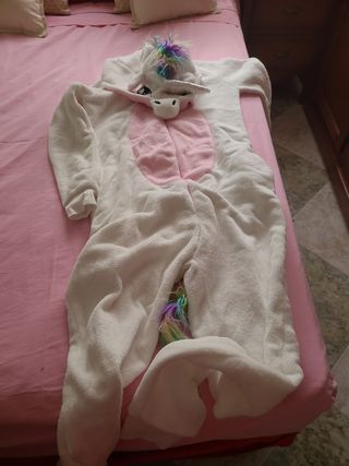 Mono pijama de unicornio