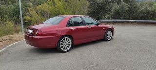 MG ZT 2005