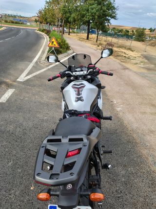 Yamaha XJ6 Diversion Blanca  abs.