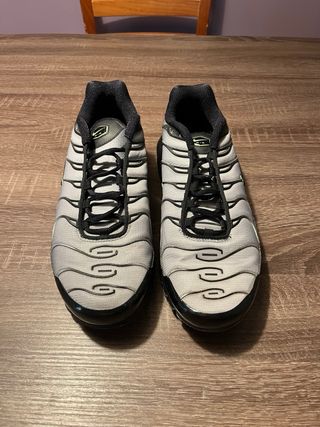 Zapatilla Nike TN Air Max Gris Negra