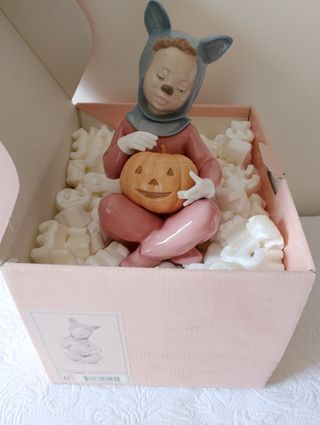 NAO by Lladró  "Noche Halloween CON CAJA ORIGINAL