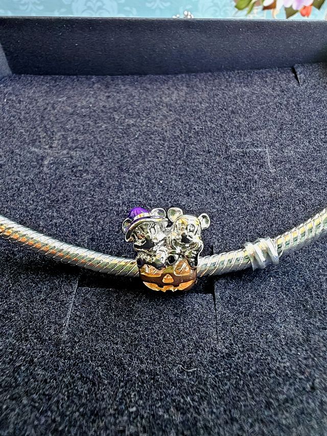 Charm Mickey y Minnie Halloween plata 925