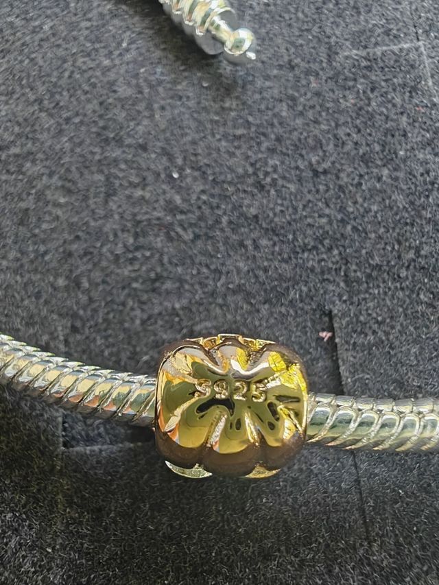 Charm Mickey y Minnie Halloween plata 925