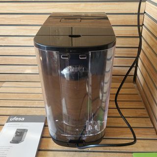 Cafetera Ufesa Sensazione Superautomática