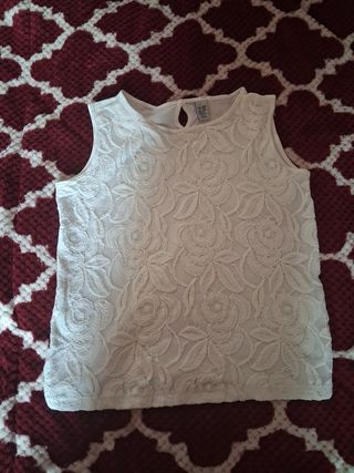 Camiseta Zara flores blanca