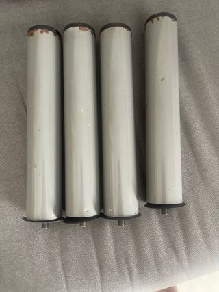 Patas de somier 25cm de alto
Diámetro 5cm
4 unidad