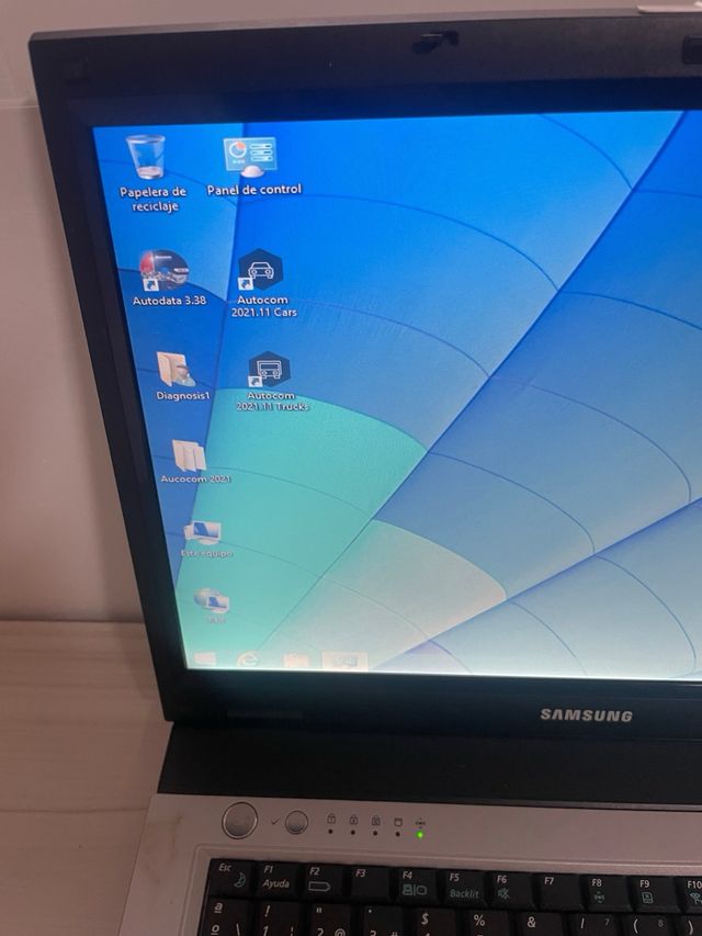 Ordenador Samsung Portátil + Accesorios