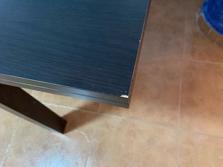 Mesa de comedor extensible negra y blanca