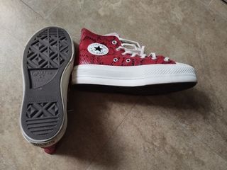 Zapatillas bota Converse efecto serpiente 