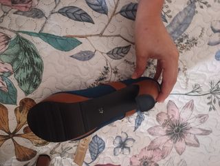 Zapatos de tacón azul y marrón sin estrenar!! 