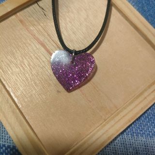 Collar Corazón Morado y Plateado