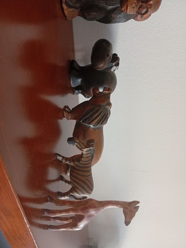 Figuras animales madera talladas mano