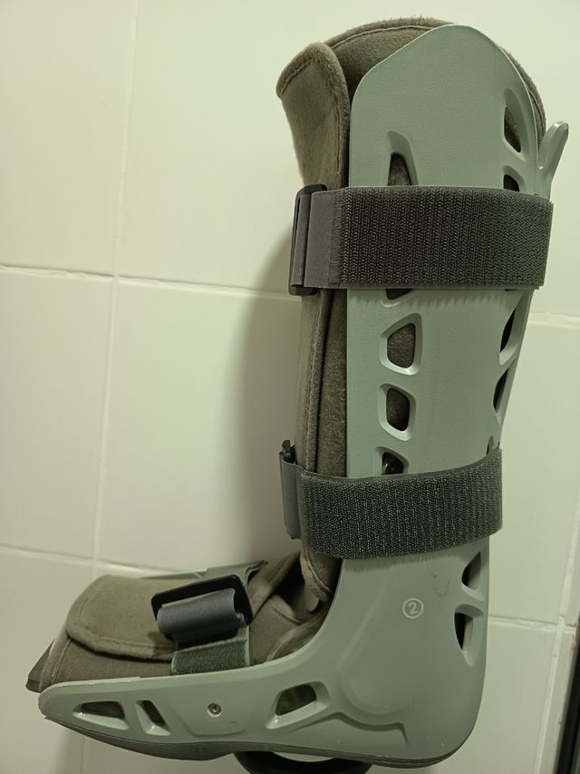 Bota Ortopedica Walker  Talla L