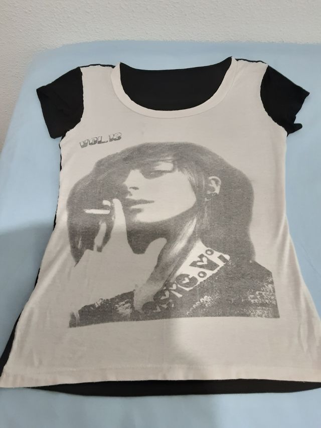 Camiseta de manga corta M elástica nueva 2 modelos