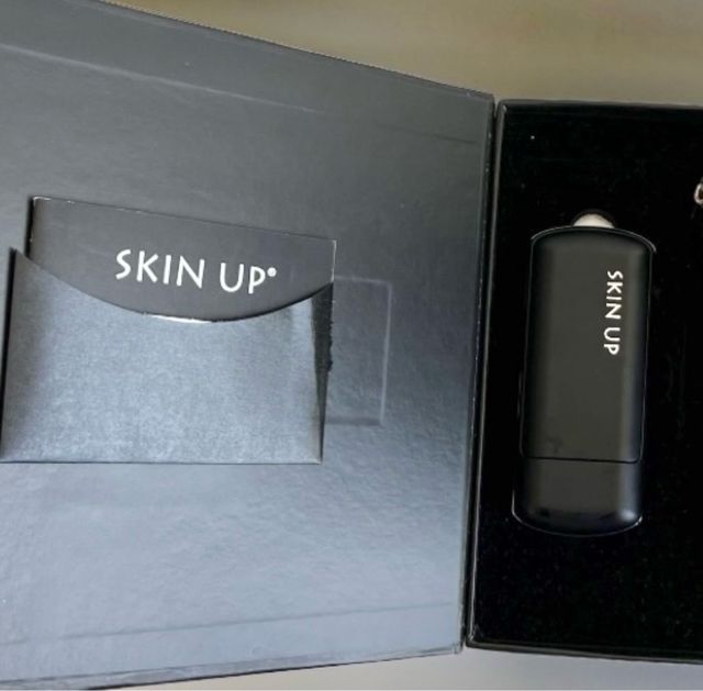 Skin Up - Blooming Skin Concept