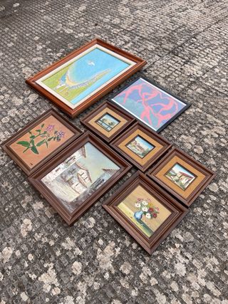 Lote de 8 cuadros de madera decorativos.