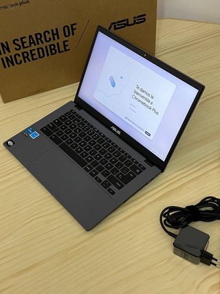 Portátil ASUS ChromeBook Plus CX34 Intel i3 256GB 