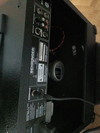 Amplificador Behringer V-TONE GMX110