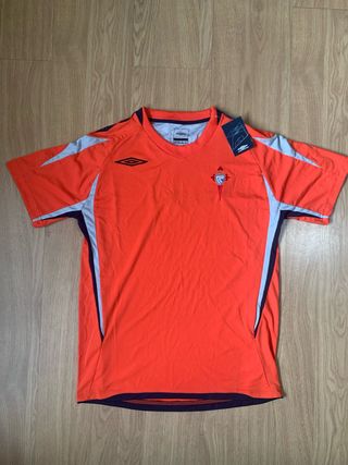 Camiseta calentamiento Celta de Vigo Umbro 09/10