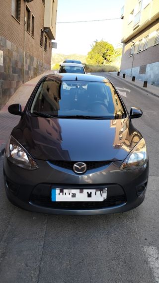 Mazda 2 2010