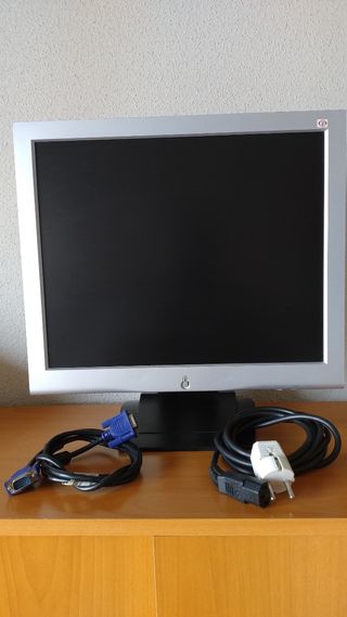 Monitor OKI 17" TFT-LCD modelo HL711A