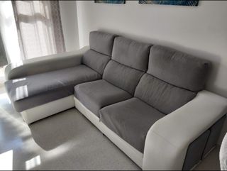 Sofa chaiselongue,con uso pero en buen estado.