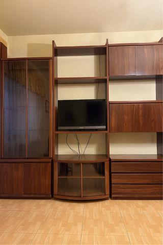 Mueble modular madera y cristal