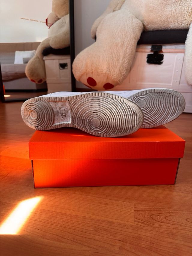 Zapatillas Nike Blancas 

Nike Ebernon low