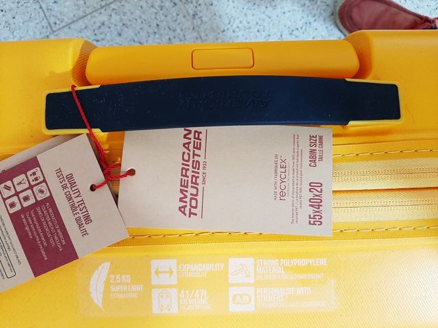 Trolley Estathe American Tourister Giallo