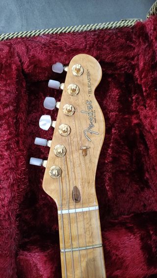 Fender Stratocaster + Telecaster Select 2012