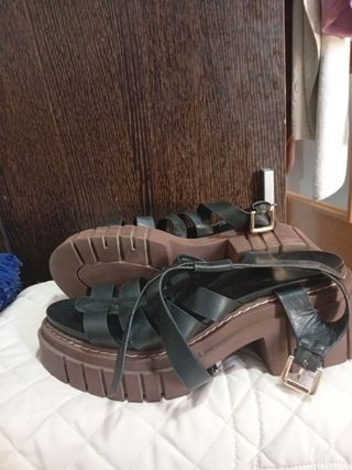 Sandalias Stradivarius Negras Talla 37