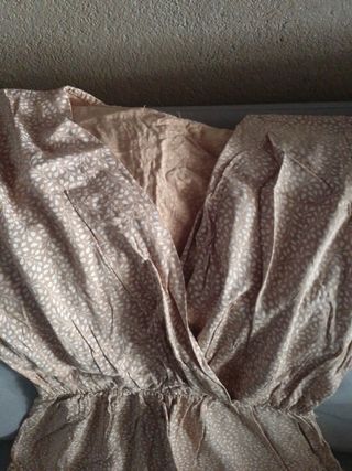 Vestido corto estampado beige