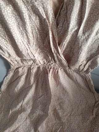Vestido corto estampado beige
