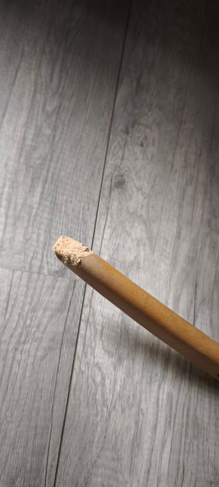 1 BUTACA MECEDORA EAMES TRANSPARENTE