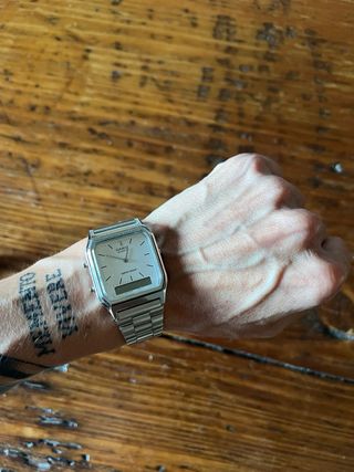 Casio AQ-230 Reloj Digital Analógico Plateado