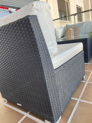 Set di mobili da giardino in bianco e nero