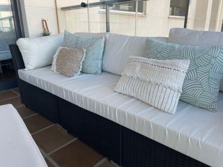 Set di mobili da giardino in bianco e nero