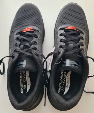 Skechers ArchFit Air-cooled