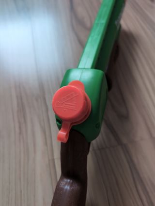 Pistola de agua Fortnite verde y naranja