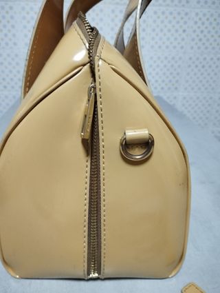 Bolso Bimba y Lola Beige y Dorado