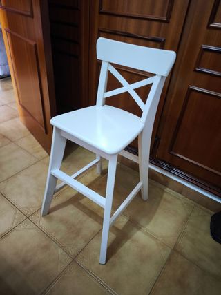 Silla alta Ingolf Ikea madera blanca