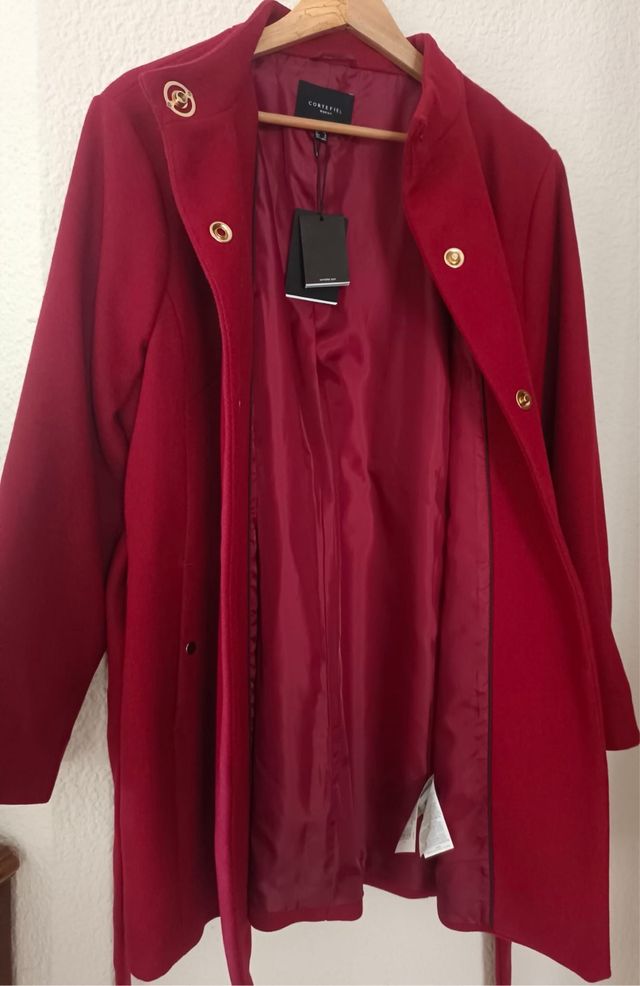 Abrigo Cortefiel Woman granate.