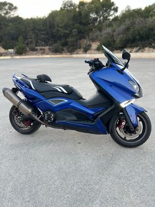 Yamaha Tmax 530 Azul personalizado