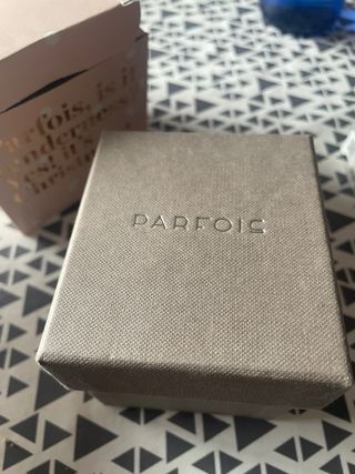 Reloj Parfois malla plateada esfera azul