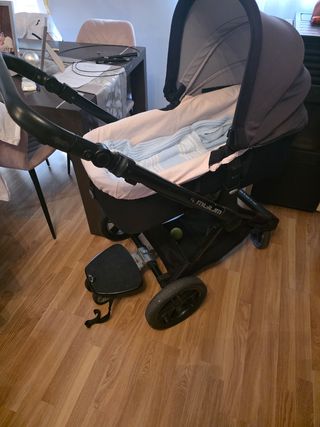 Carro Jane con patín incluido y saco para bebe.