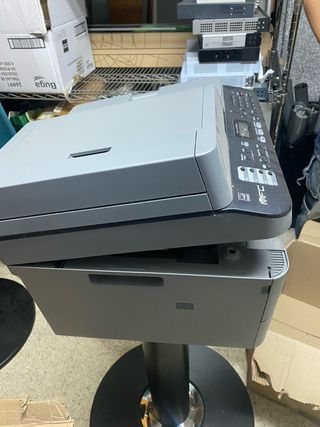 Impresora Láser Brother MFC-L2700DW
