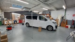 Peugo Traveller 2023