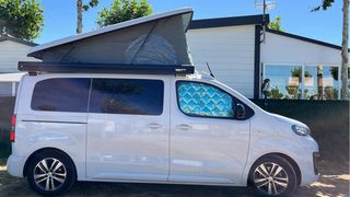Peugo Traveller 2023