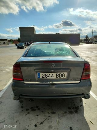 Opel Astra 2000
